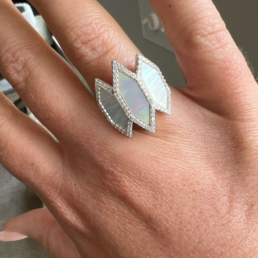 Mother of Pearl Geometric Ring *NEW*